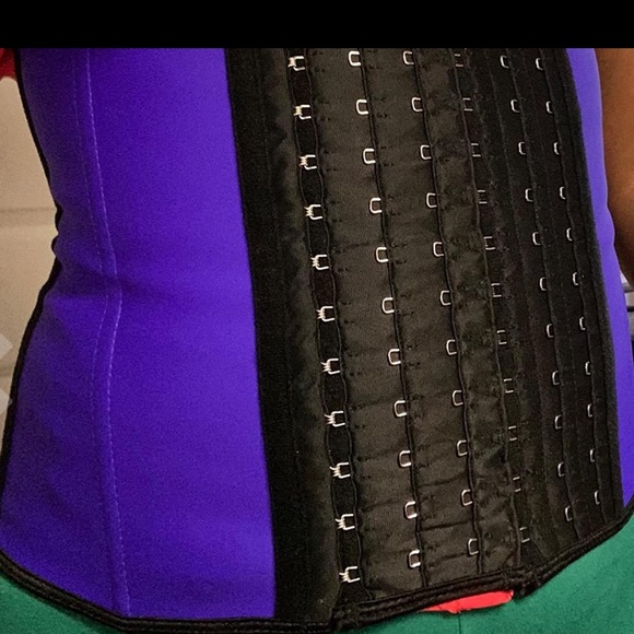 Purple waist trainer - Picture 2 of 2